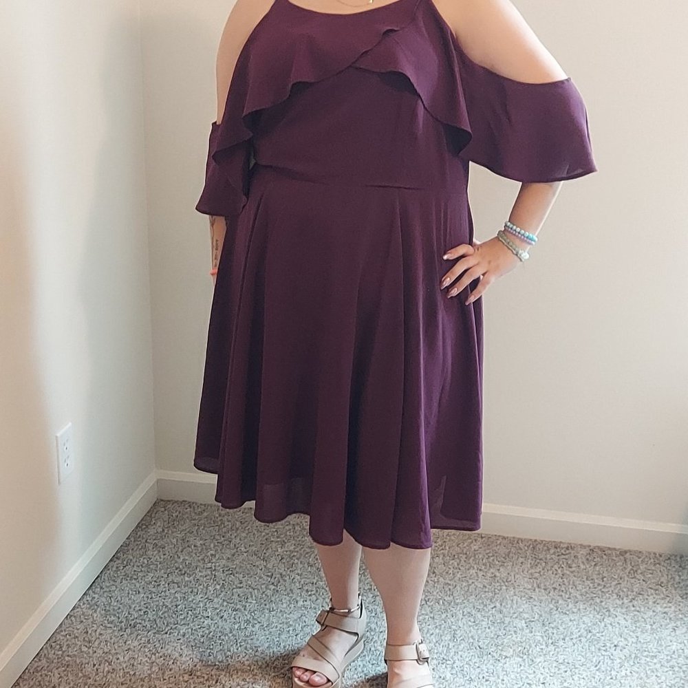 Plus Size Torrid Maroon Cold Shoulder Blouson Dress, Size 20